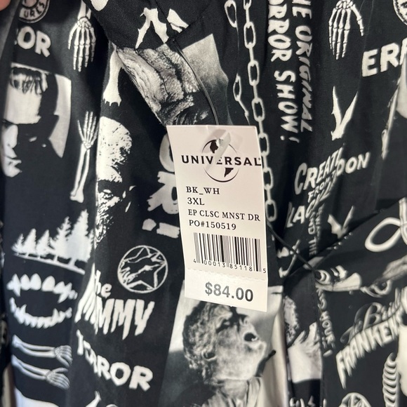 NWT Universal Studios Epic Universe Universal Monsters Dress Size 3XL - Picture 6 of 7